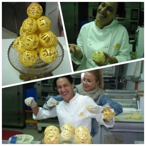 Alcuni simpatici momenti con Ruth  durante la composizione della scultura dell'albero di Natale