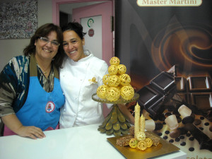 Con La Maestra dell'Accademia Professionale di Cake Design Teresa Henrique